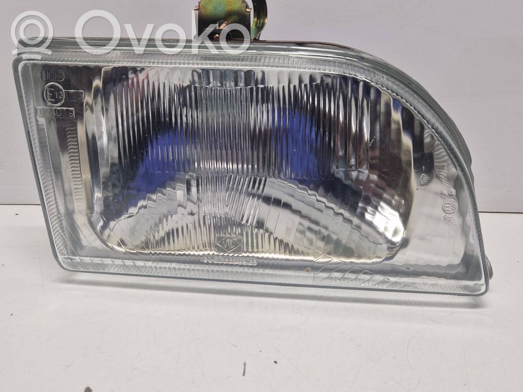 Ford Fiesta Headlight/headlamp 