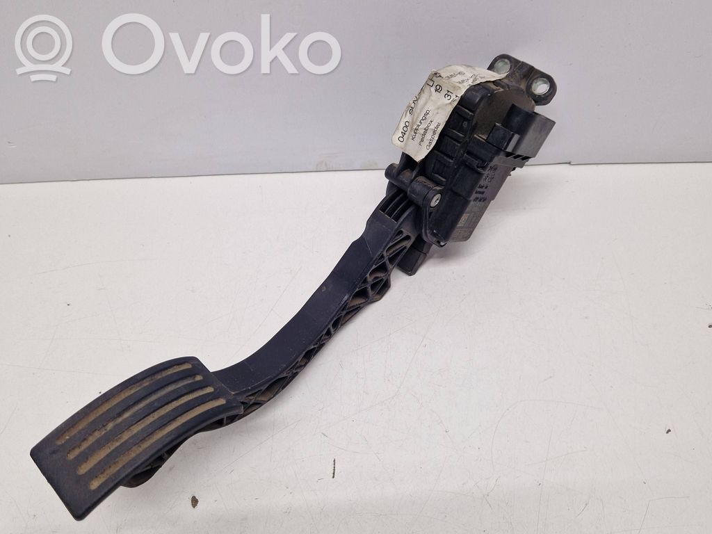 Ford Kuga I Pedał gazu / przyspieszenia 