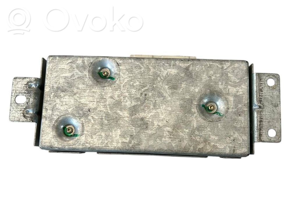 Bluetooth control unit holder   2R8F14B292EC,020015,3A01836