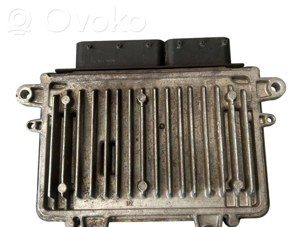Engine control unit/module   0281013557,A6401501091,1039S15059