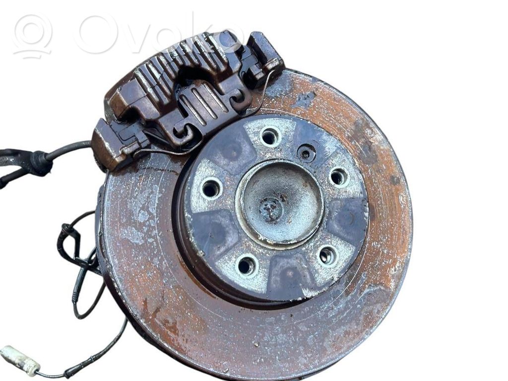 Moyeu de roue avant   6764443