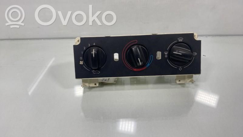 Peugeot 306 Climate control unit 