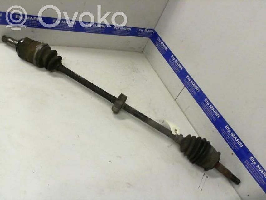 Opel Corsa B Eje de transmisión delantero 