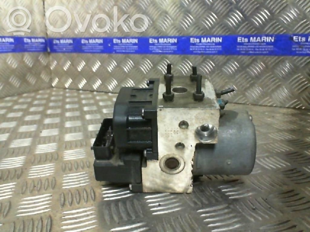 KIA Sorento ABS bloks 