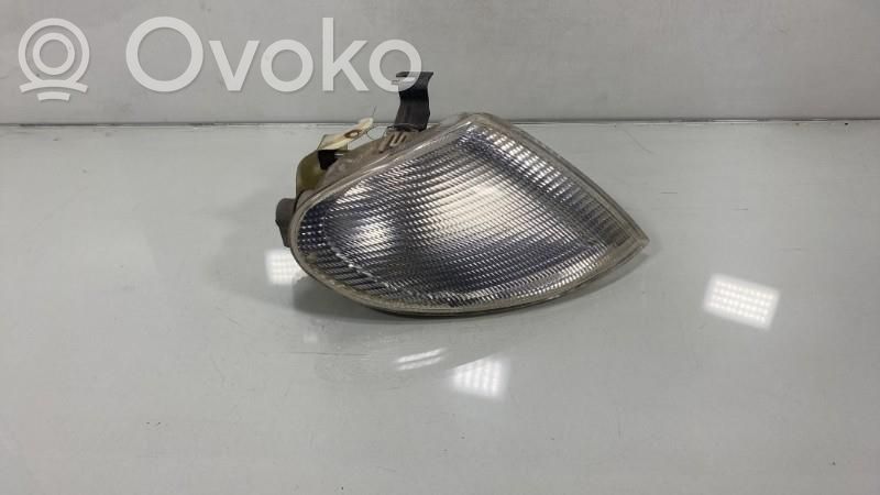 Ford Galaxy Front fender indicator light 