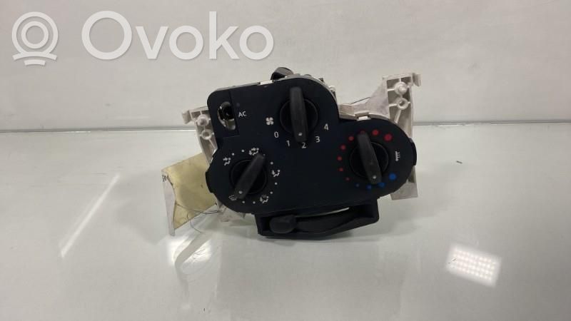 Dacia Logan I Climate control unit 