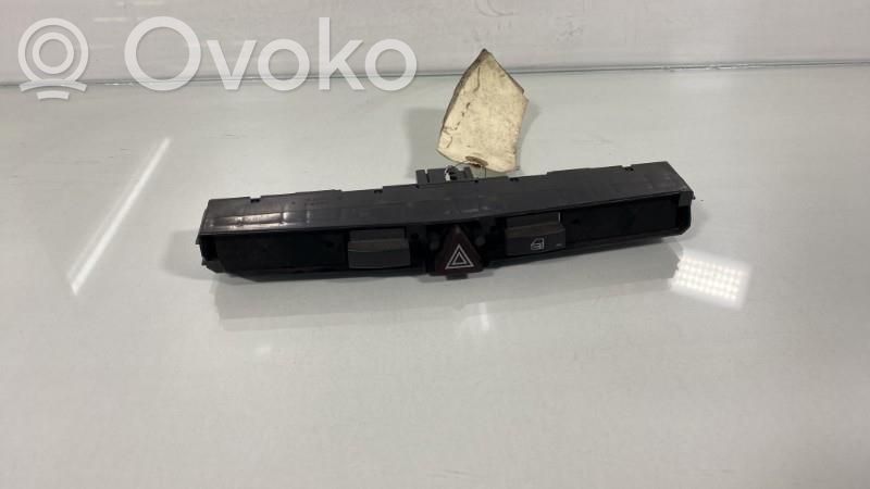 Opel Astra H Hazard light switch 