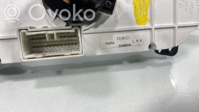 Hyundai Matrix Climate control unit 