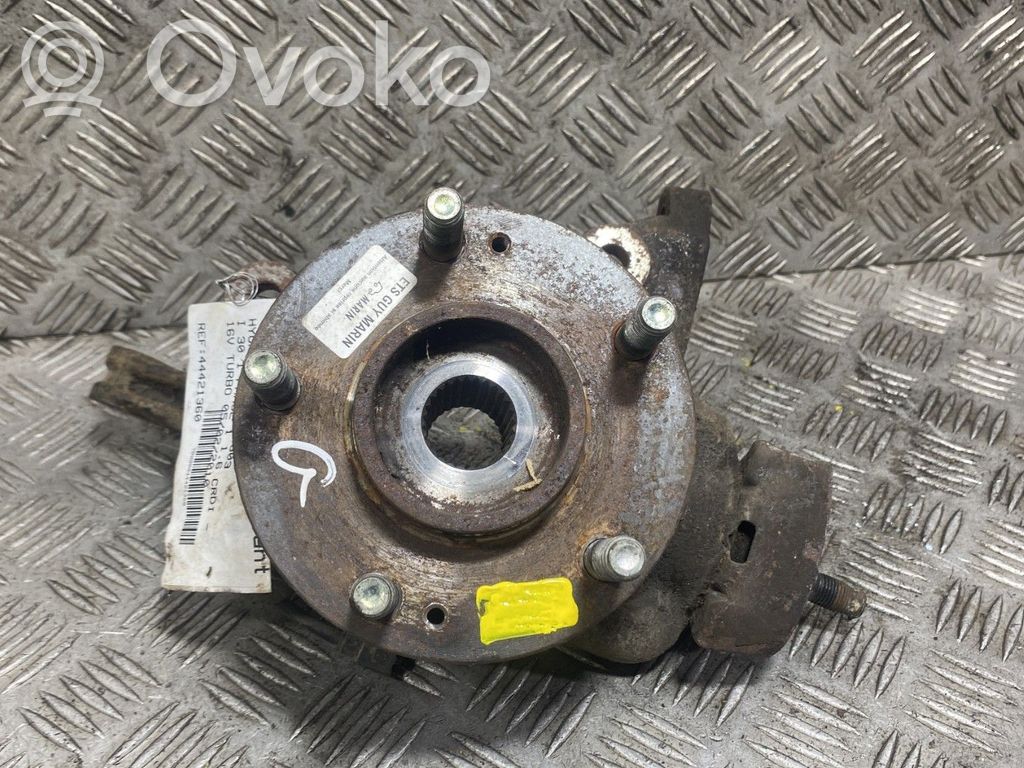 Hyundai i30 Achsschenkel vorne 