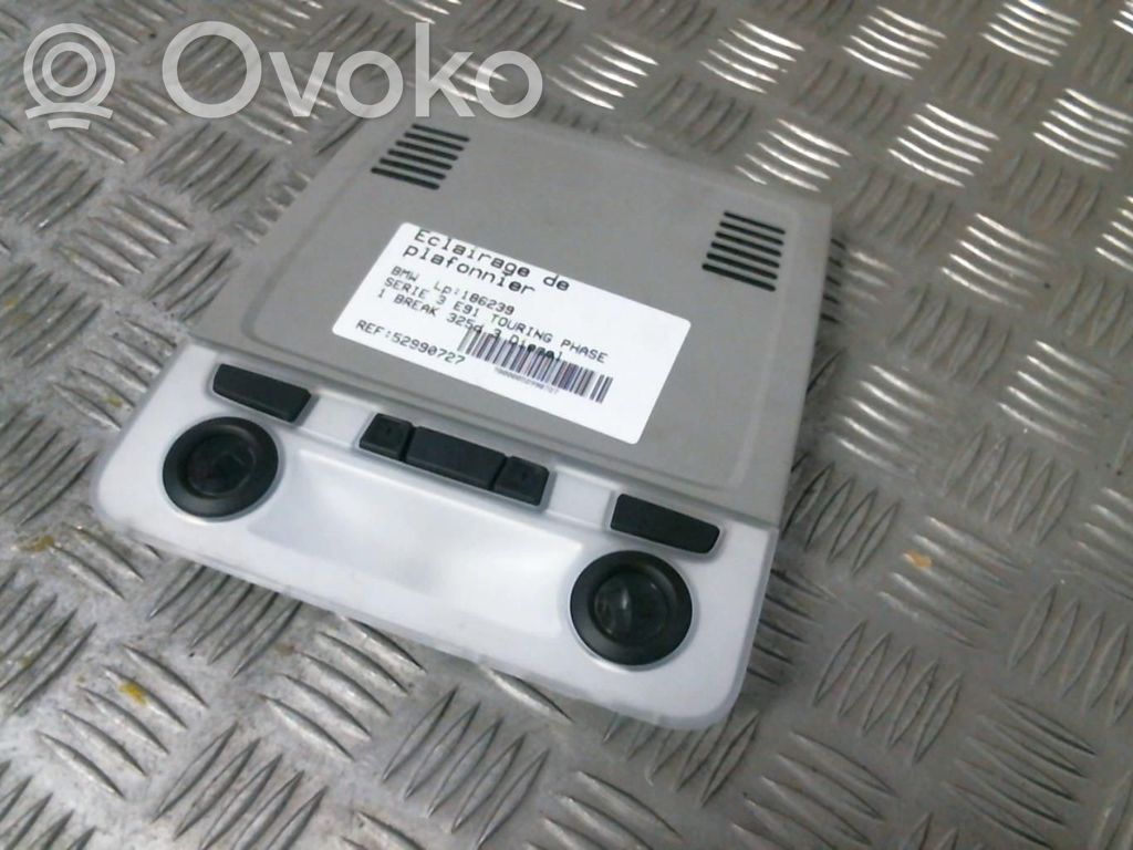 BMW 3 E90 E91 Priekinių vietų apšvietimo žibintas 