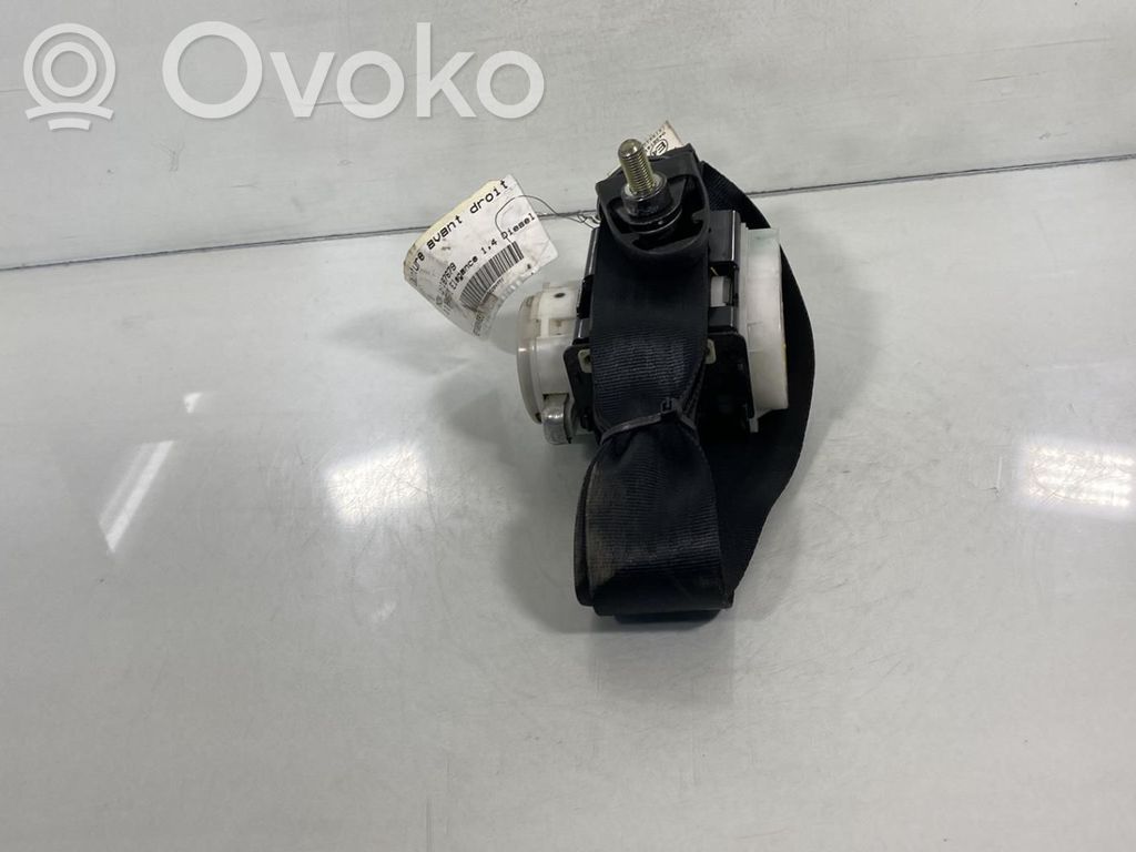 Mazda 2 Front seatbelt buckle 