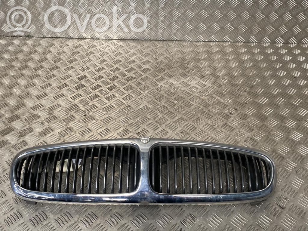 Jaguar X-Type Front grill 
