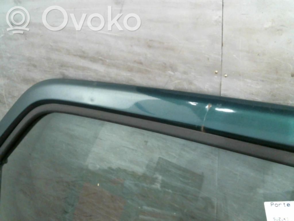 Suzuki Wagon R+ Puerta delantera 