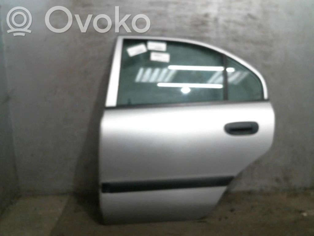 Mitsubishi Carisma Galinės durys 