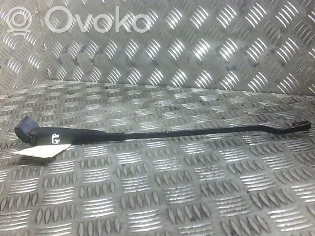 Opel Corsa A Front wiper blade arm 