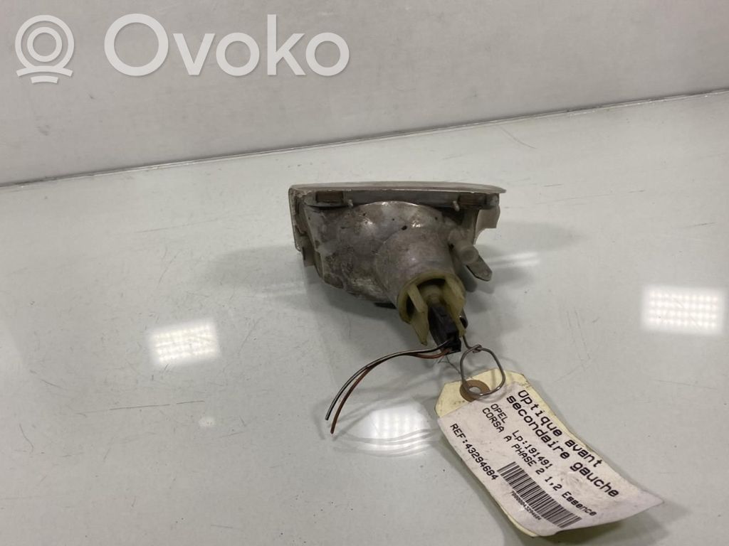 Opel Corsa A Front fender indicator light 