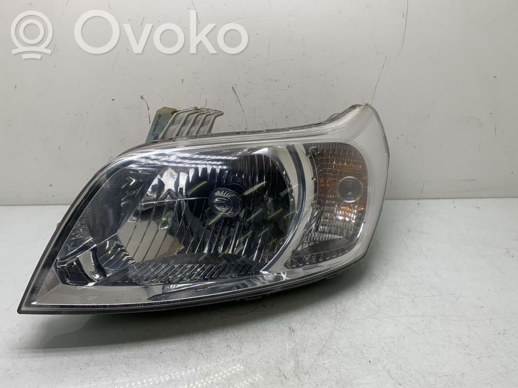 Chevrolet Aveo Scheinwerfer 