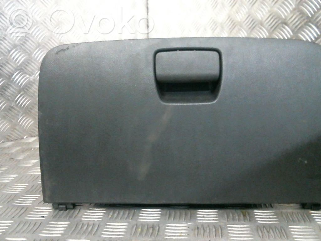Chevrolet Trax Juego guantera 