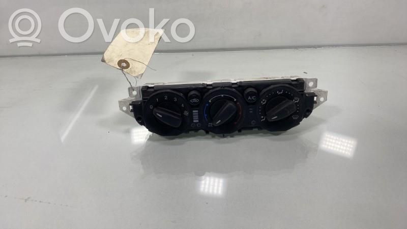 Ford Grand C-MAX Climate control unit 
