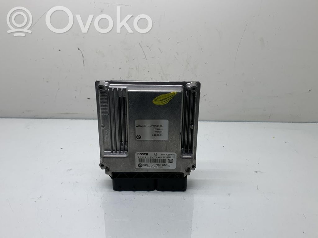BMW 1 E81 E87 Engine control unit/module 