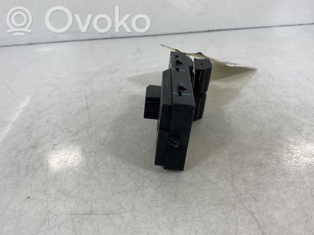Opel Meriva B Interruptor del elevalunas eléctrico 