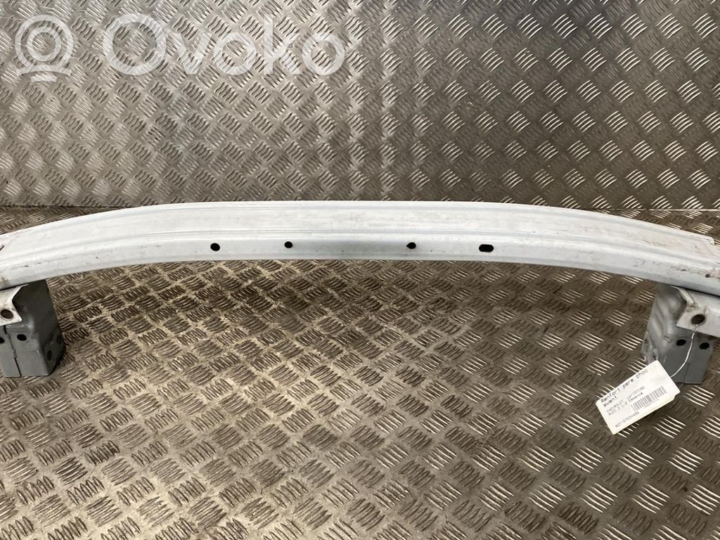 Chevrolet Aveo Priekšpusē bampera sija / balka 
