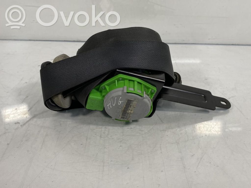 Suzuki Splash Hebilla del cinturón delantero 