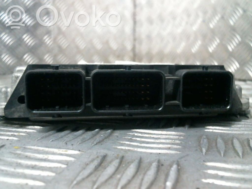 Citroen C4 I Engine control unit/module 