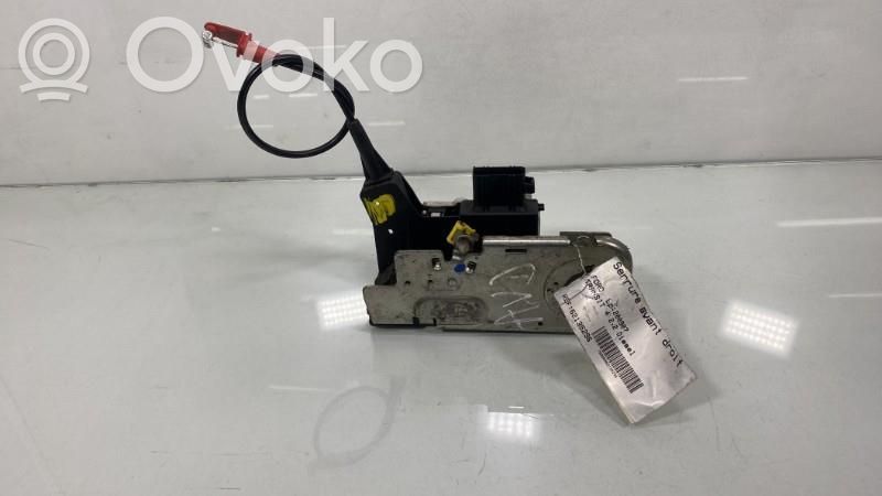 Ford Transit Priekšpusē slēdzene 
