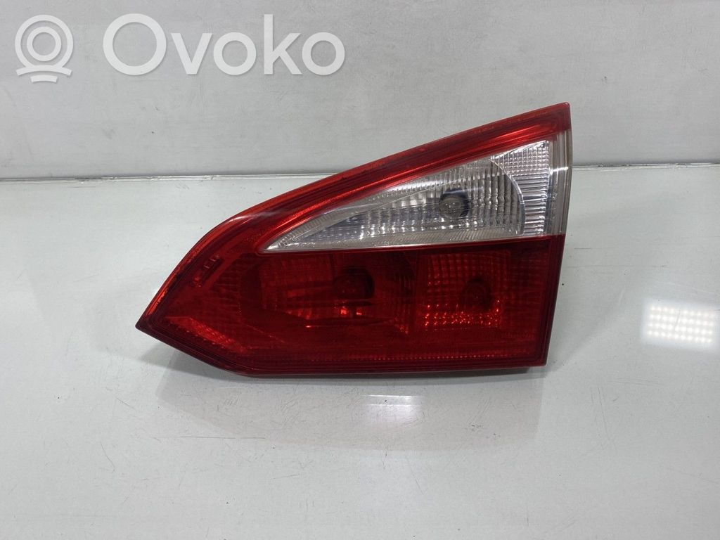 Ford Focus Tailgate rear/tail lights 