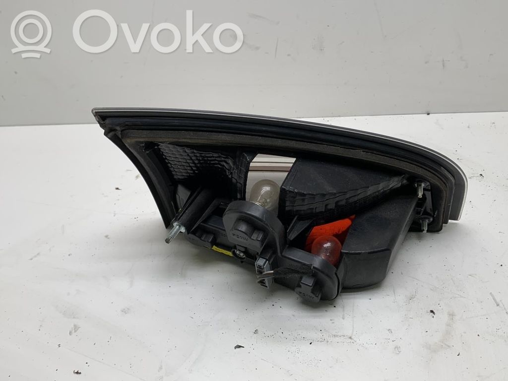 Ford S-MAX Takaluukun takavalot 