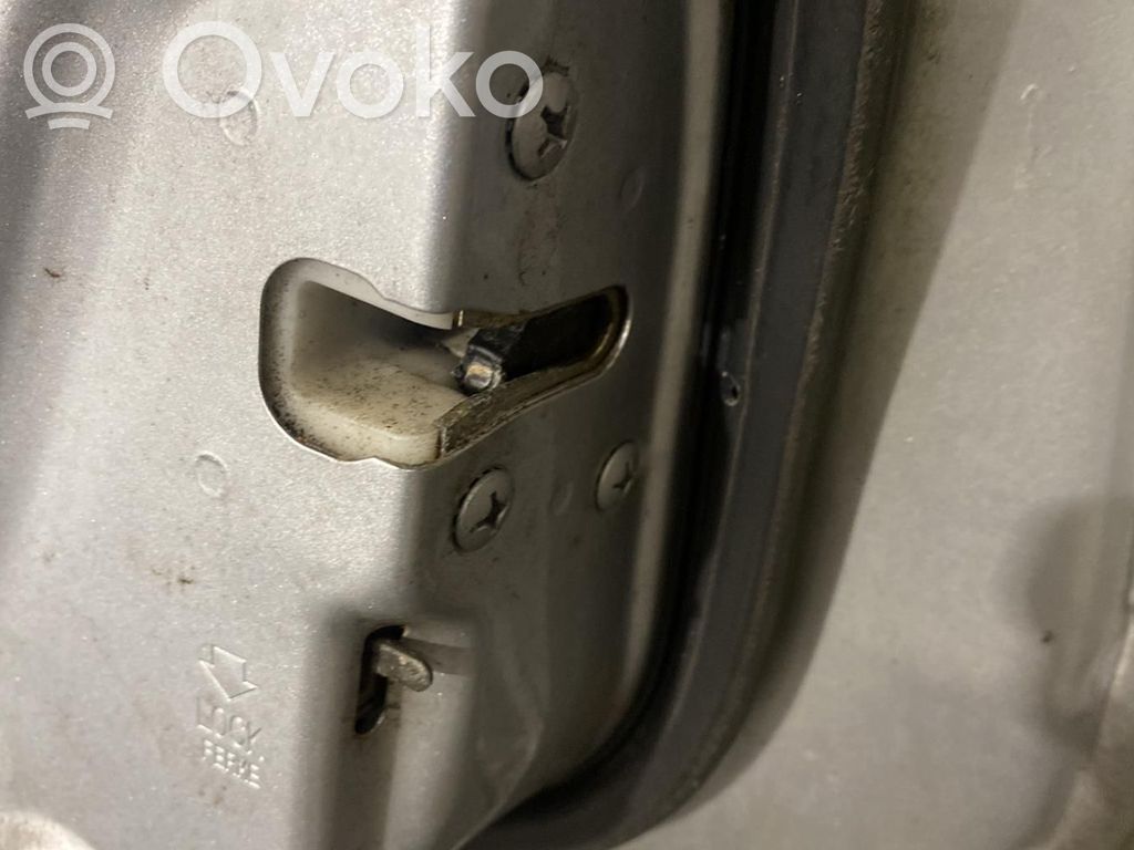 Mazda Demio Galinės durys 