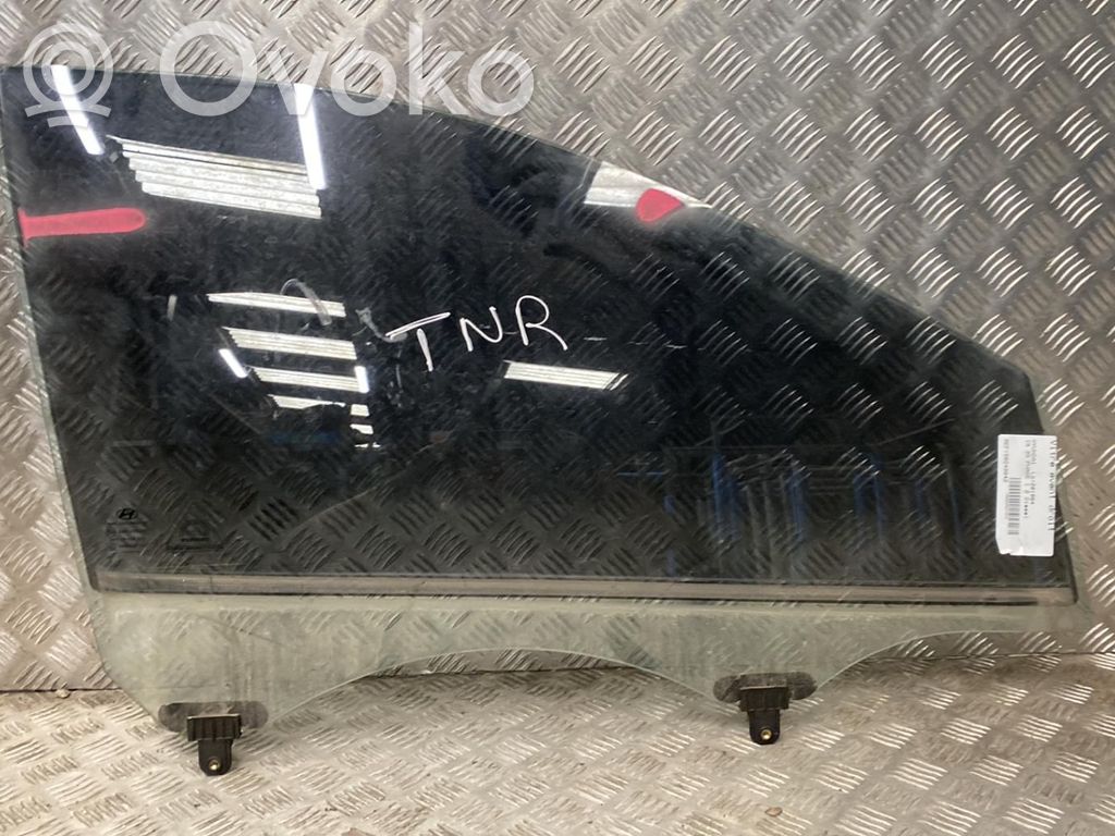 Hyundai ix35 Vetro del finestrino della portiera anteriore - quattro porte