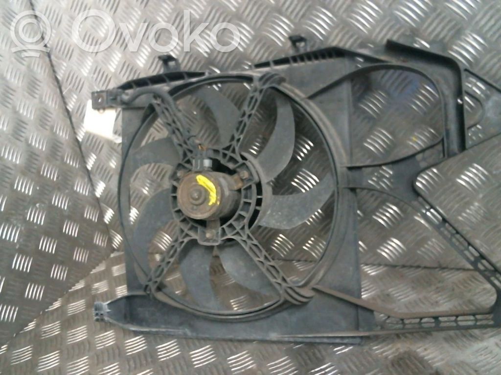 Opel Corsa C Elektryczny wentylator chłodnicy 