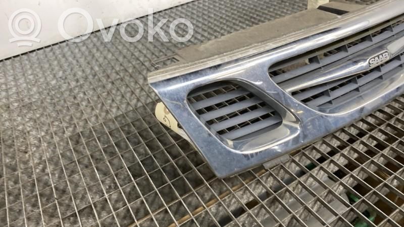 Saab 9-3 Ver1 Etusäleikkö 