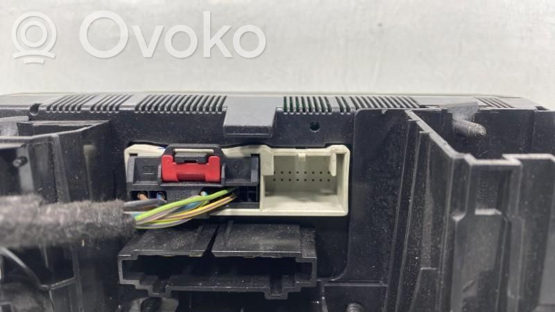 Volkswagen Caddy Panel klimatyzacji 