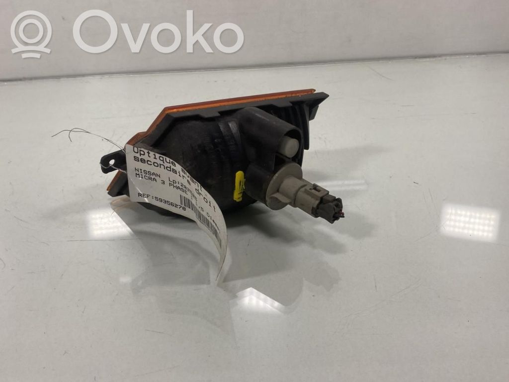 Nissan Micra Indicatore di direzione del parafango anteriore 
