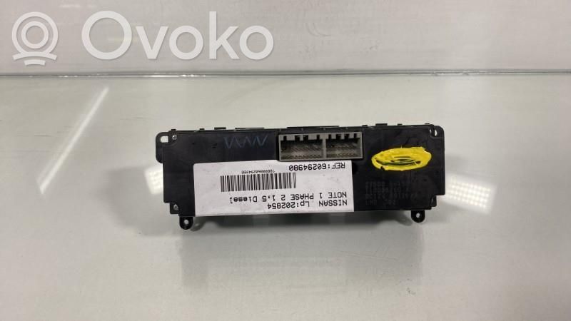 Nissan Note (E11) Climate control unit 