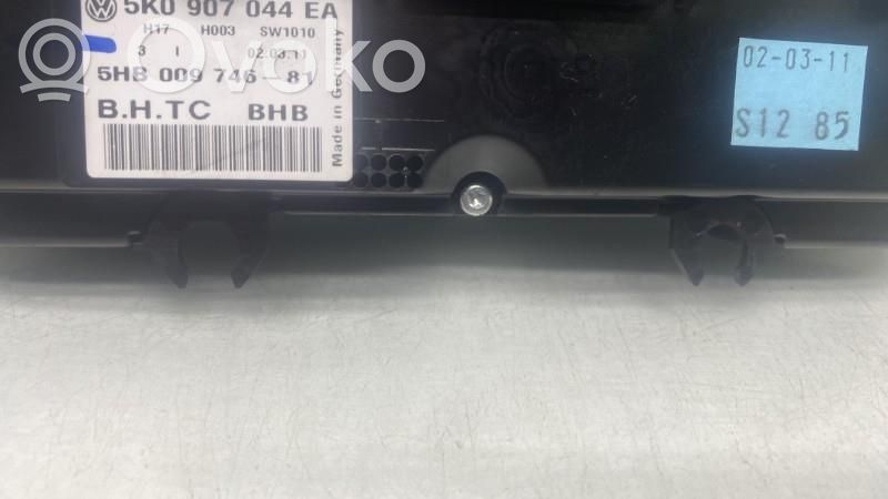 Volkswagen PASSAT CC Unitate control climatizare 