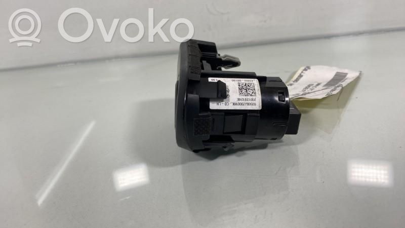 KIA Xceed Engine start stop button switch 