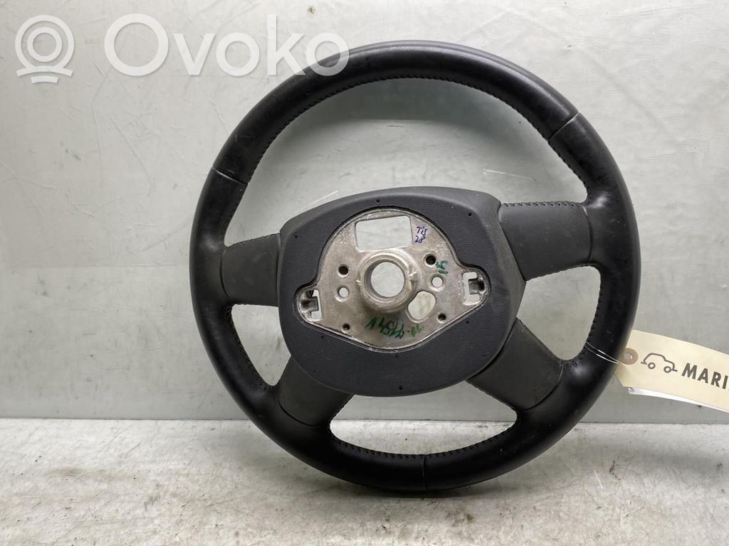 Audi A4 S4 B8 8K Ohjauspyörä 