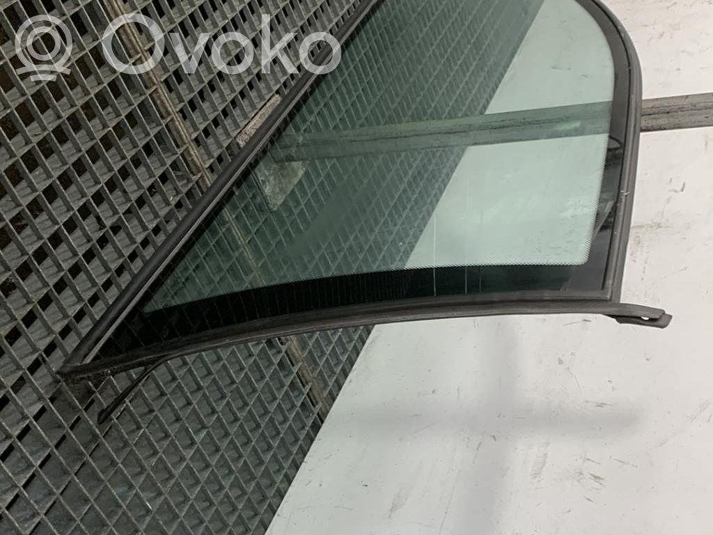 BMW 3 E36 Rear side window 