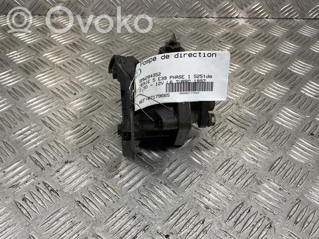 BMW 5 E39 Power steering pump 