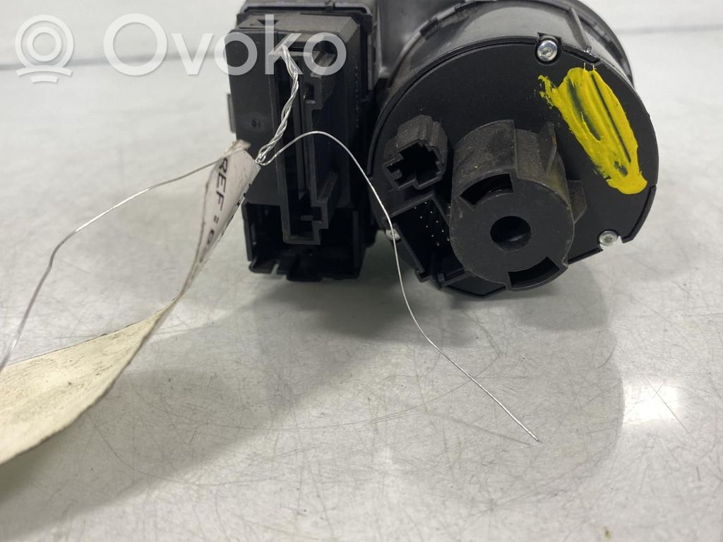 Audi A1 Light switch 