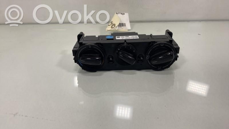 Volkswagen Up Climate control unit 