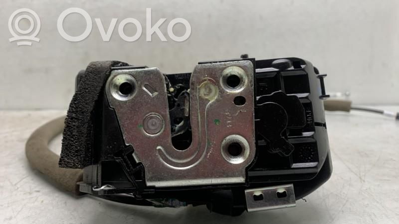 Nissan Note (E12) Rear door lock 
