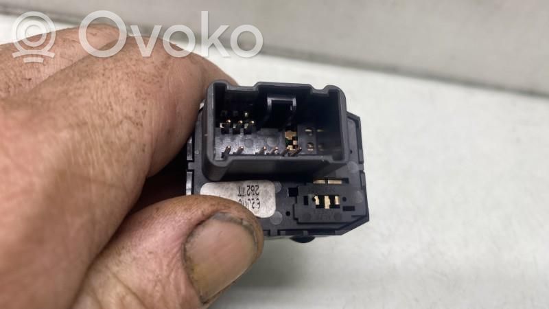 Suzuki Grand Vitara II Wing mirror switch 