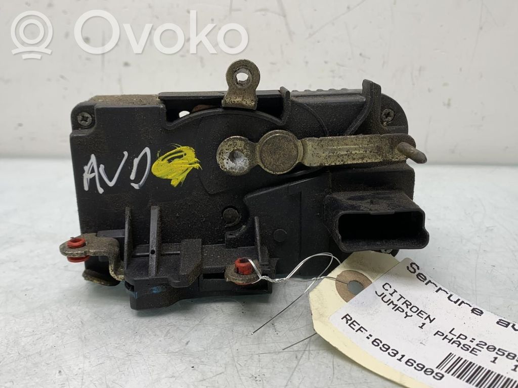 Front door lock   9926HF