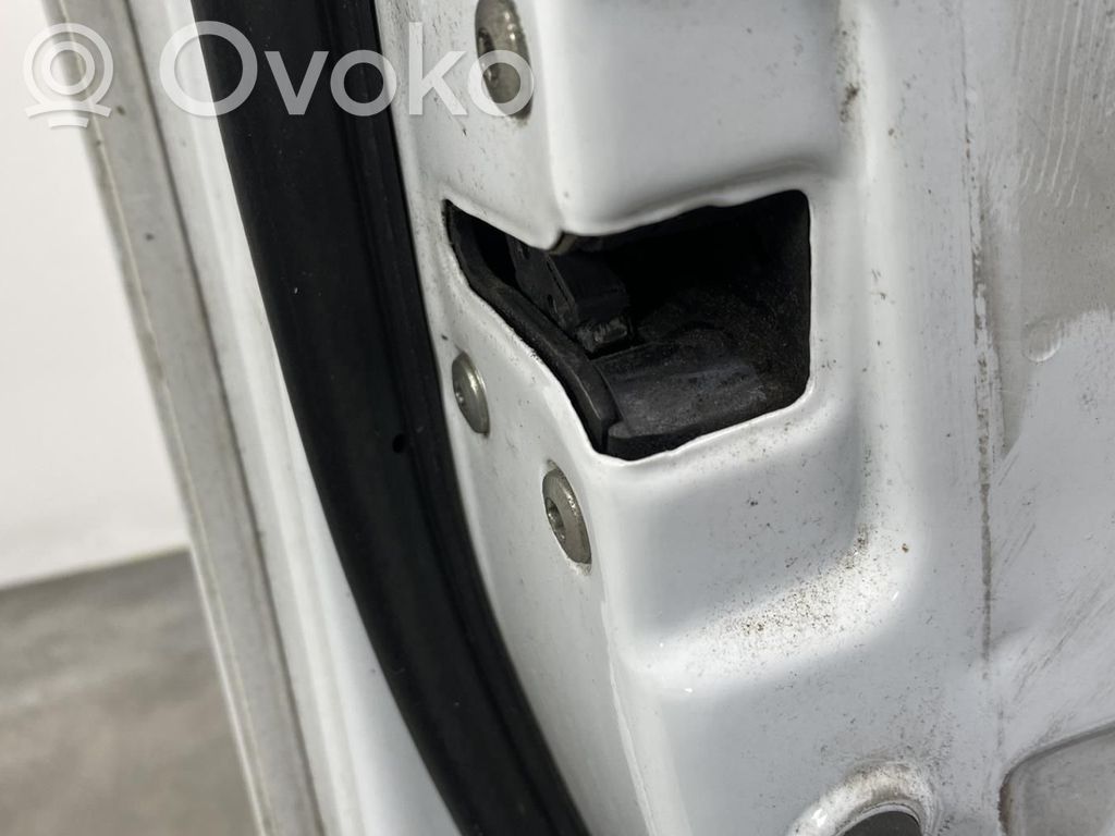 Hyundai i30 Front door 