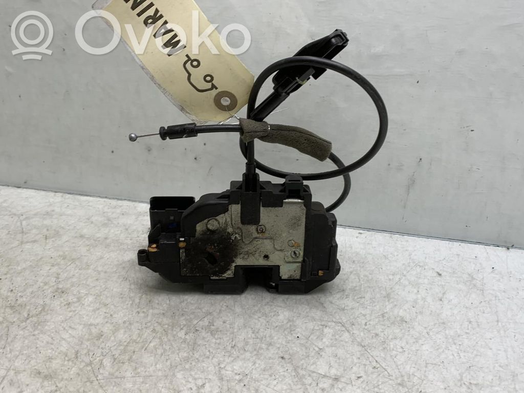 Renault Grand Modus Aizmugurē slēdzene 